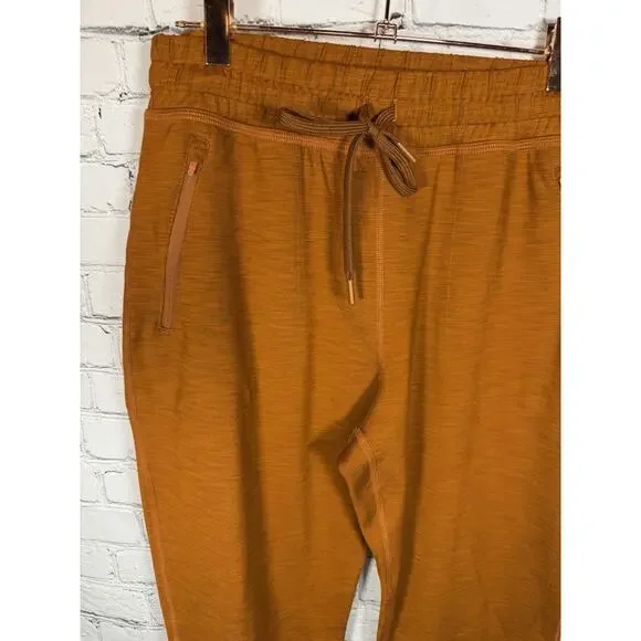 Beyond Yoga Women’s Small Jogger Rust Drawstring - Picture 2 of 7